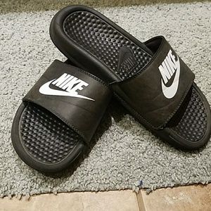 Nike slides